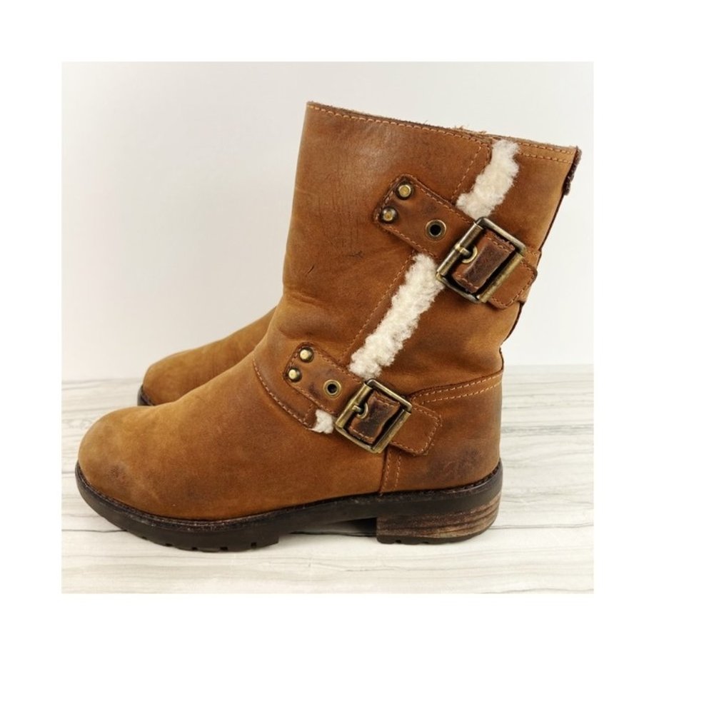 UGG Australia Niels Leather Boots - Picture 8 of 8